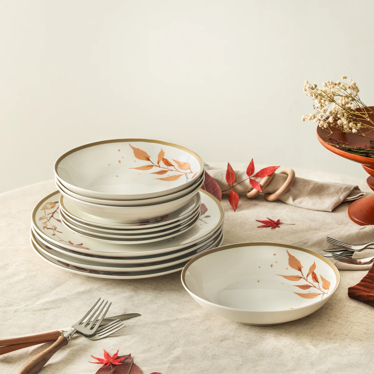 Maple Porcelain Dinnerware Set - White